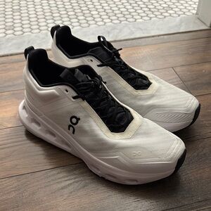 On Running White Running CloudNova X Sneakers